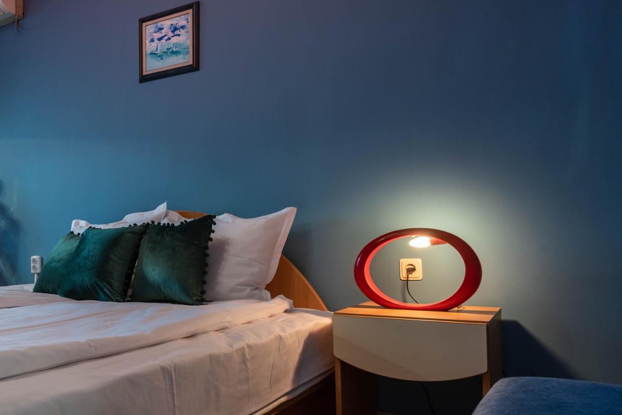 Private Studio In The Centre Warna Exterior foto